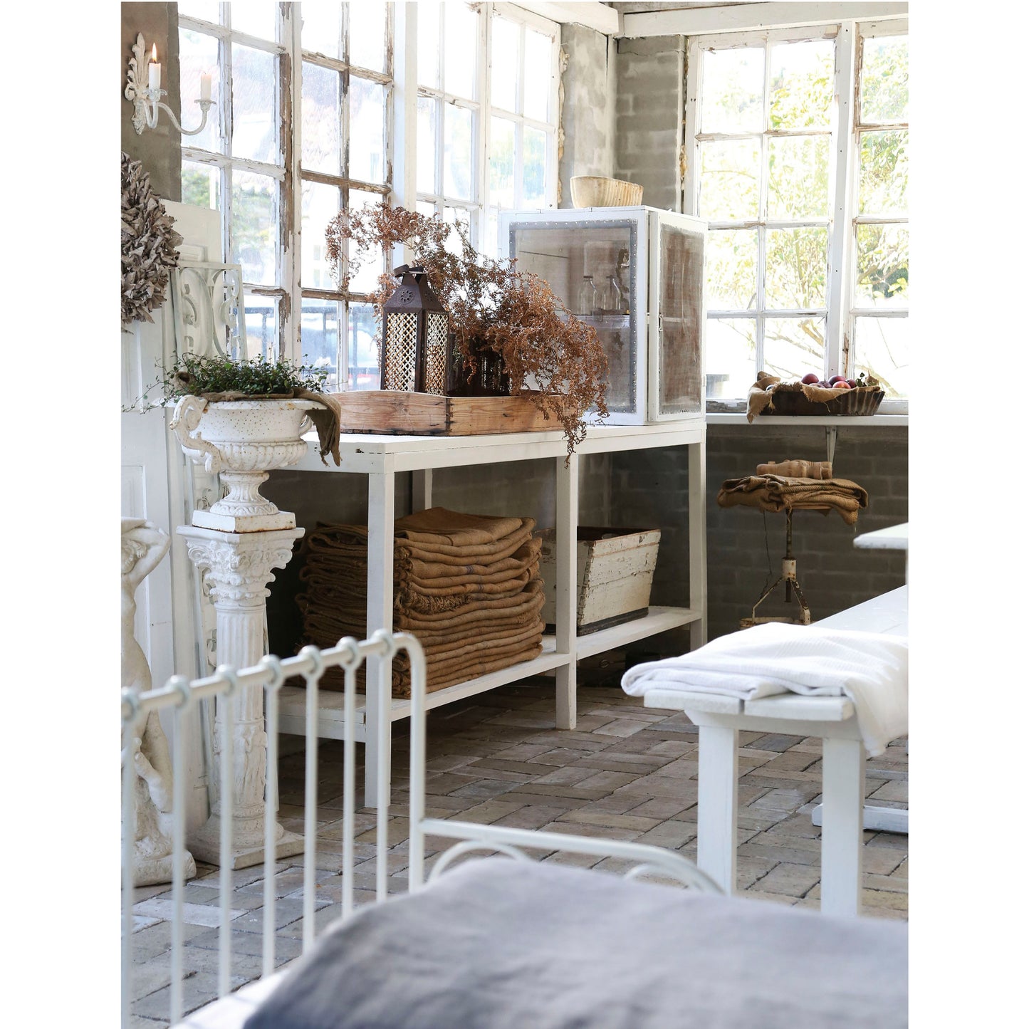 Jeanne d'Arc Living - Issue #6, 2023