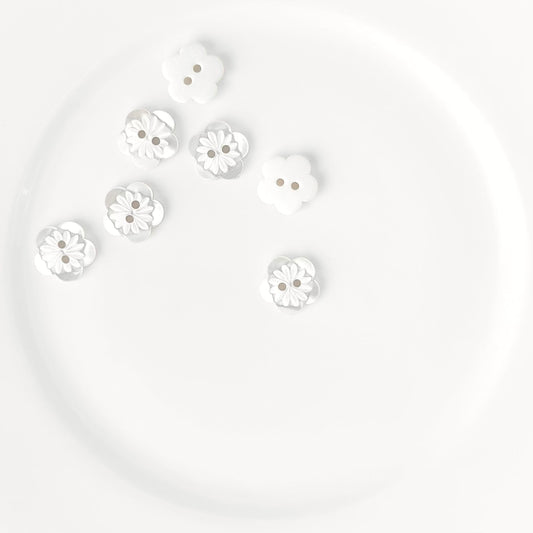 15MM 2 Hole Flower Buttons - White