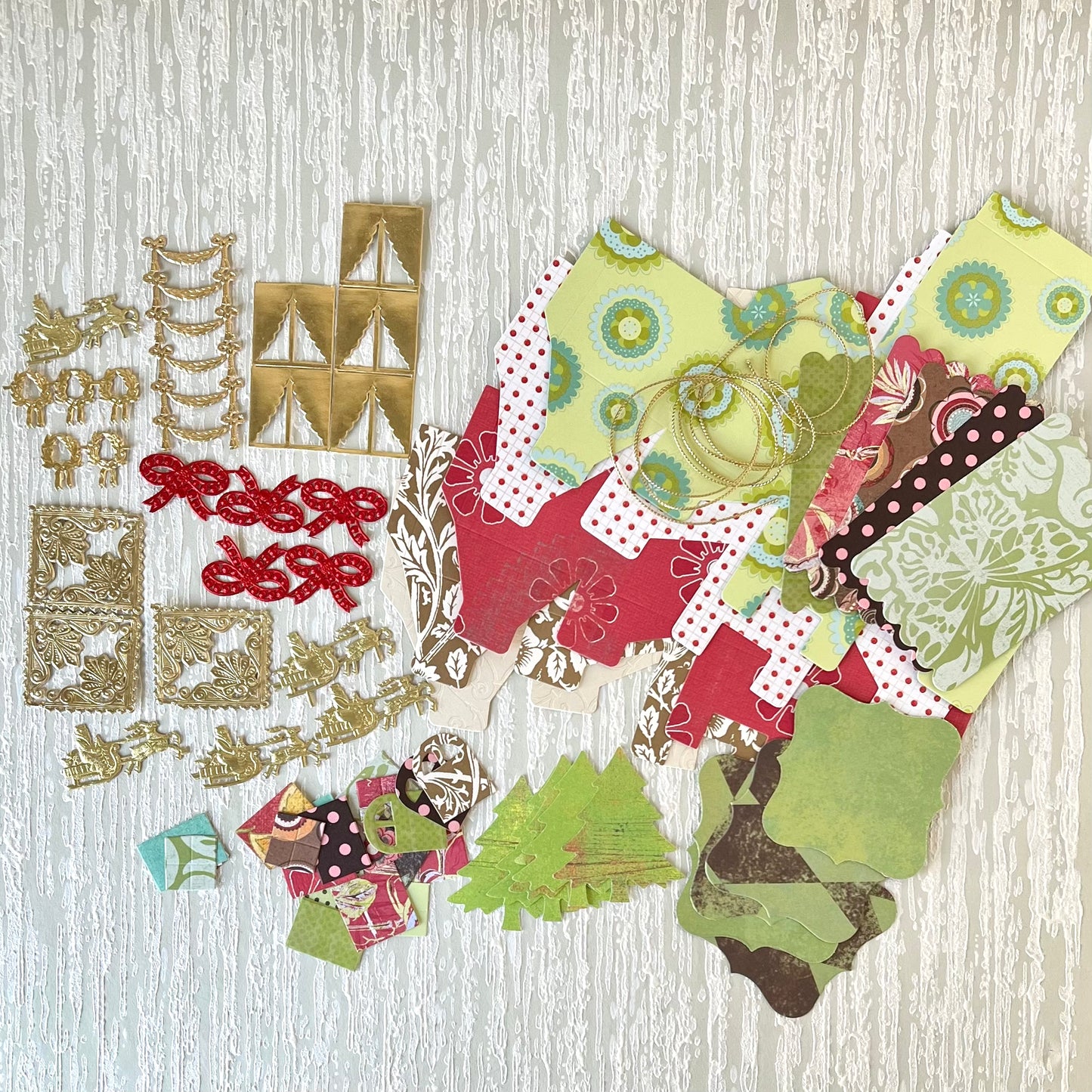 5 Mini Holiday House Ornaments - Kit