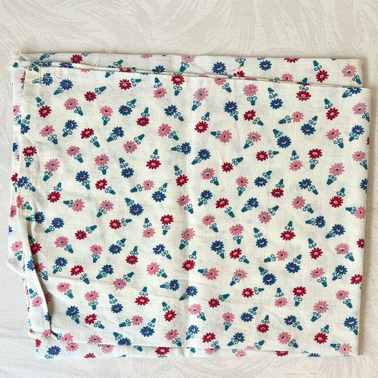 Scattered Flower Pots Feedsack Fabric - Vintage