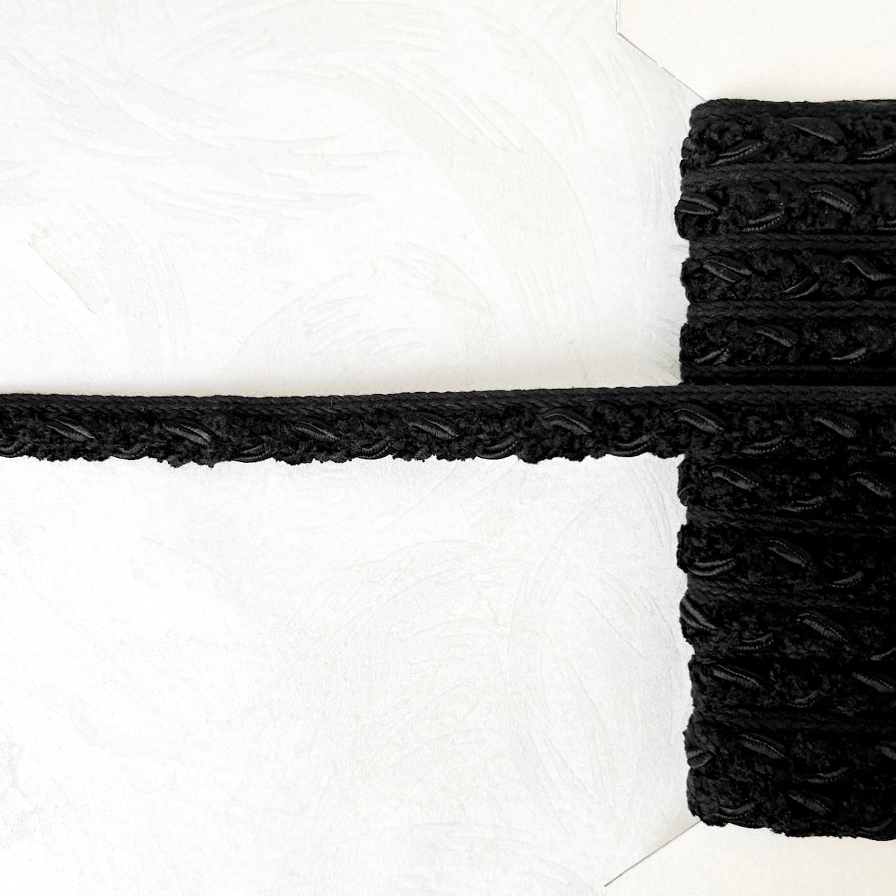Black_Chenille_Piping