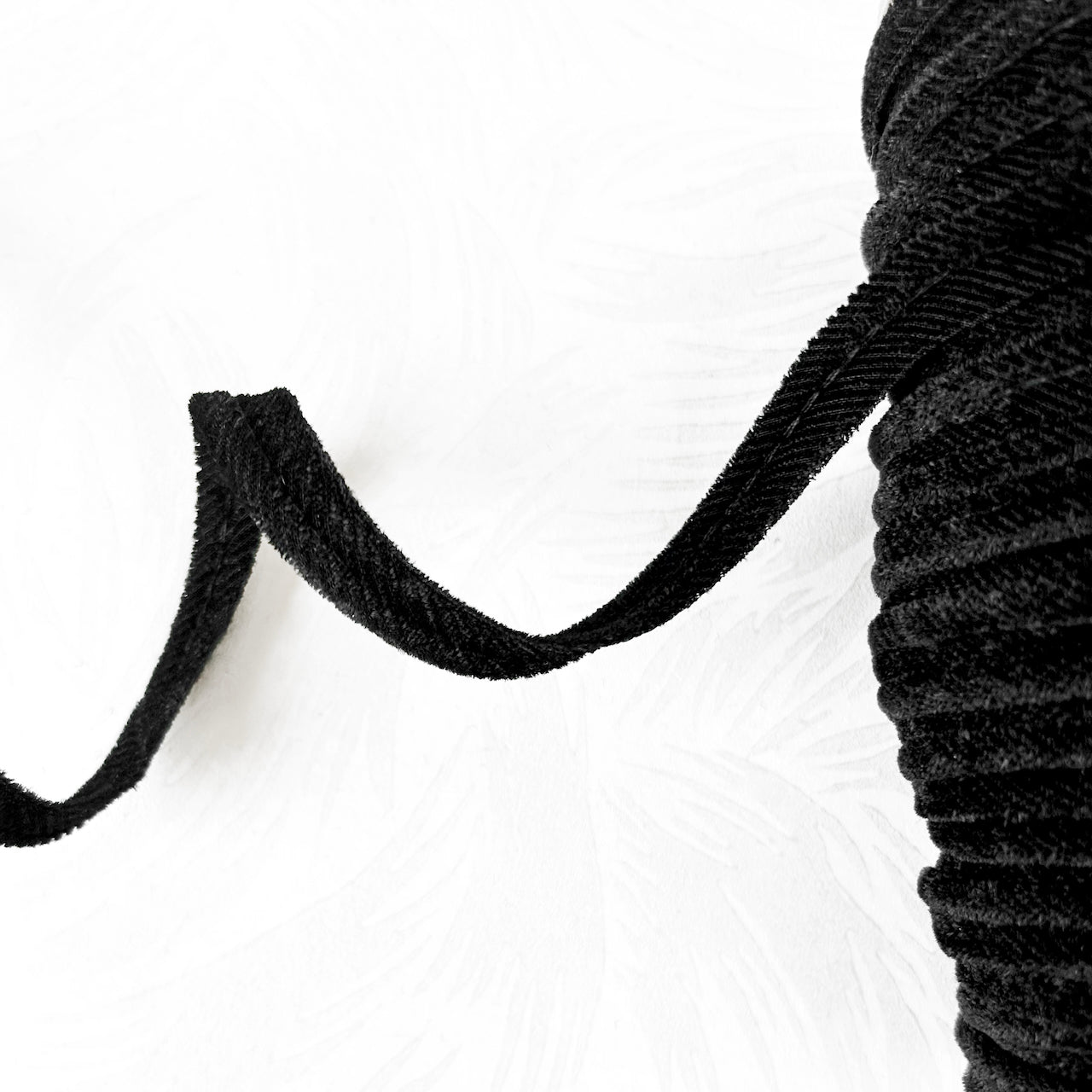Black_Velvet_Lip_Cord