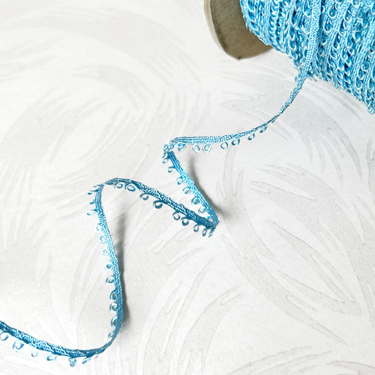 Blue_Loop_Braid