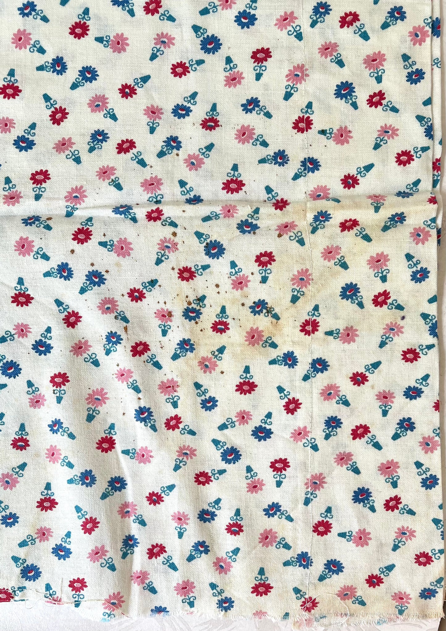 Scattered Flower Pots Feedsack Fabric - Vintage