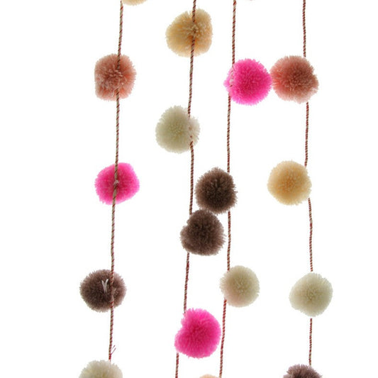 Pretty Pom Pom Garland