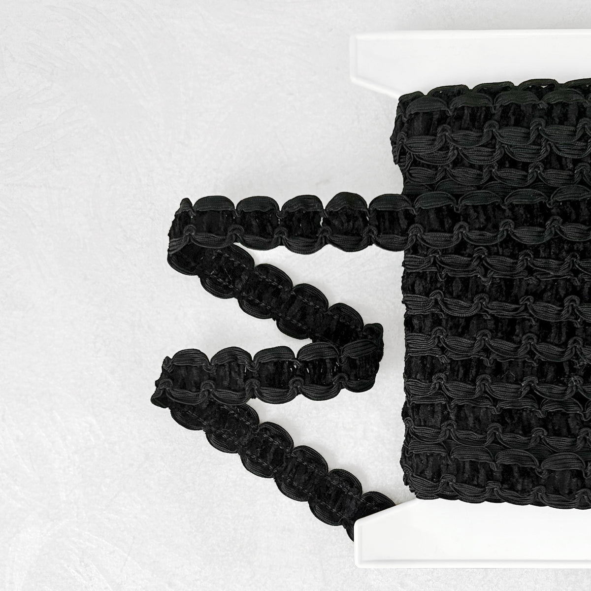 Chenille_Center_Circle_Braid