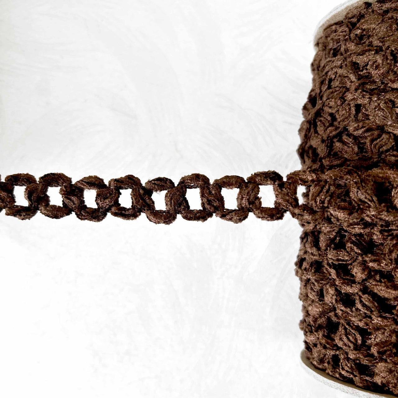 Chenille_Figure_8_Trim