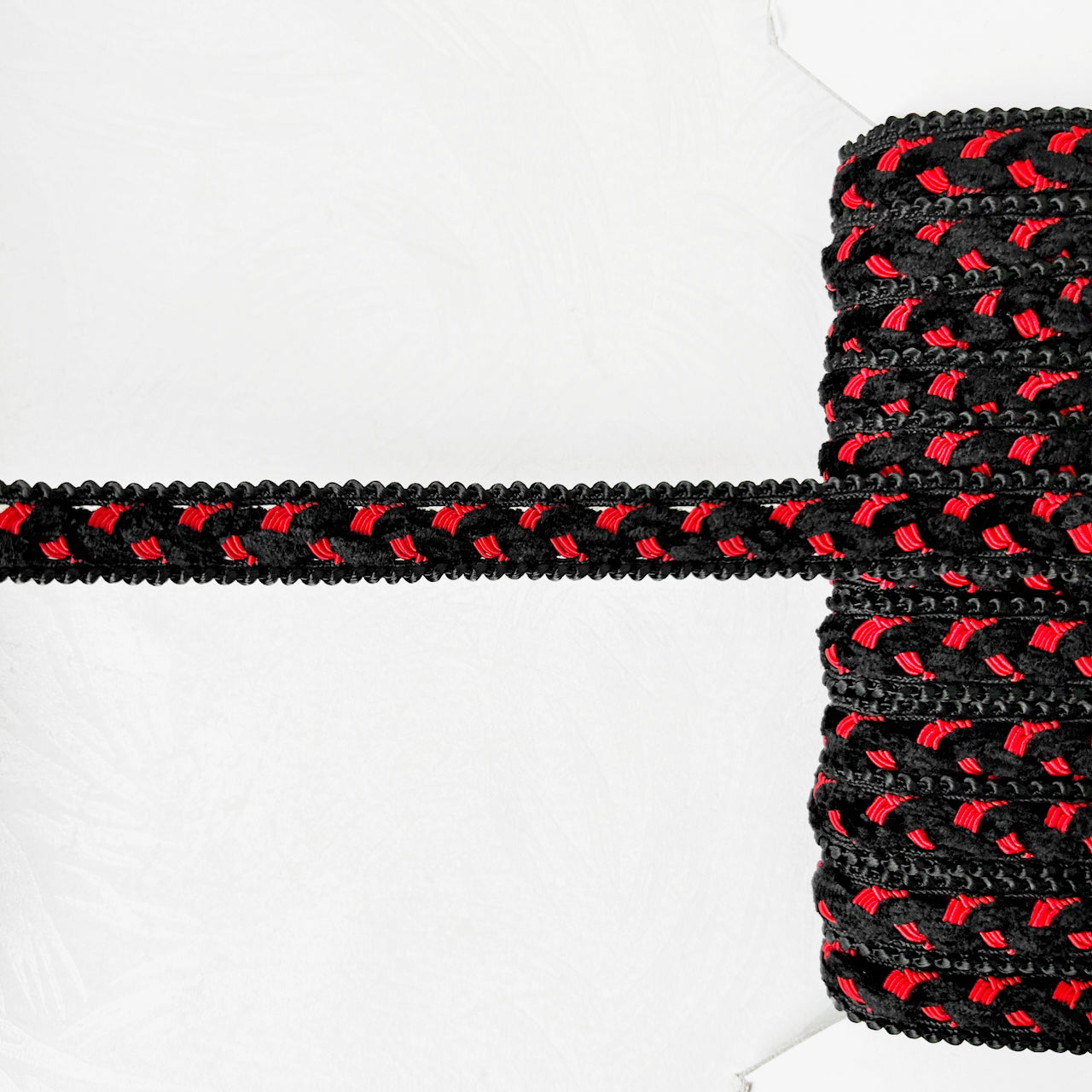 Chenille_Inset_Braid