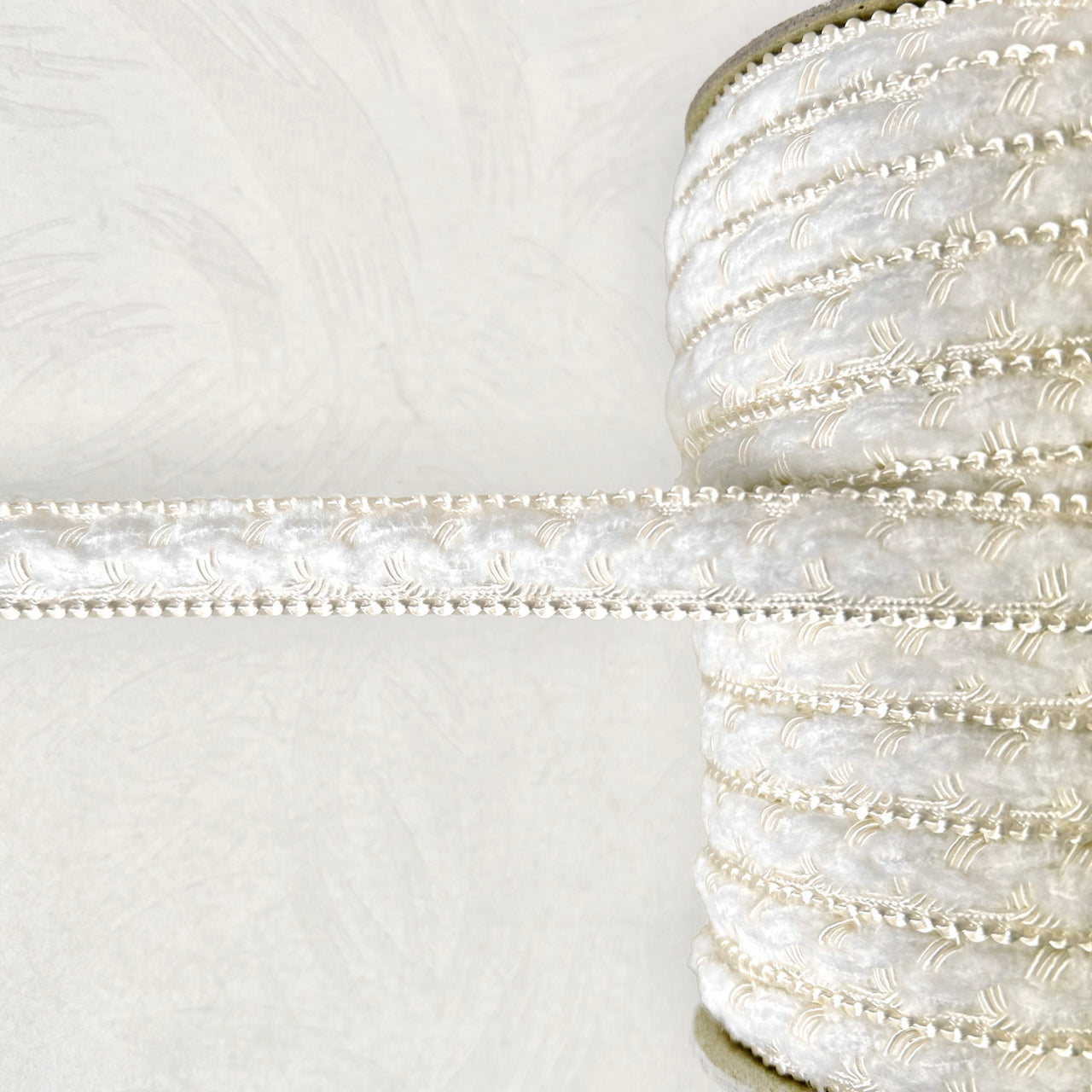 Chenille_Inset_Braid