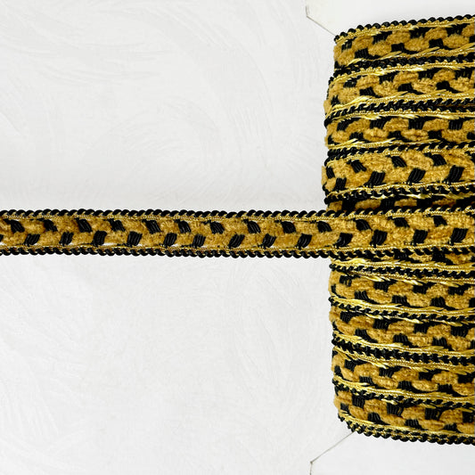 Chenille_Lacing_Edge_Inset_Braid