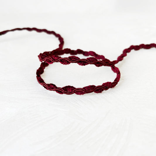 Chenille_Scalloped_Loop_Gimp_Braid