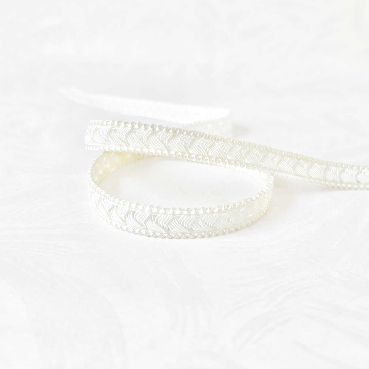 Criss_Cross_Gimp_Braid
