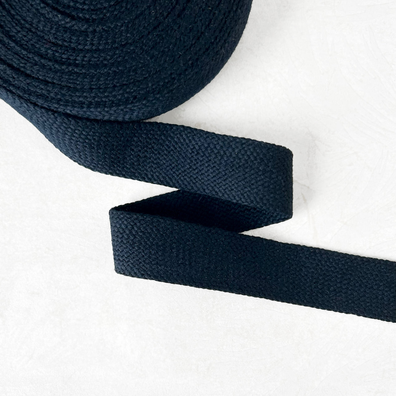 Dark_Navy_Wool_Flat_Braid