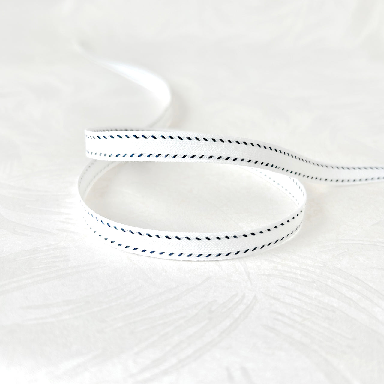 Diagonal_Stitch_Flat_Braid