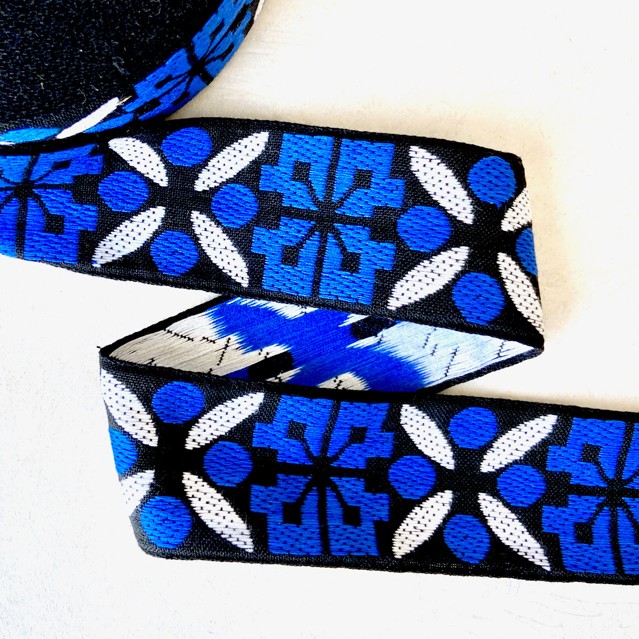 Dior_Floral_Geometric_Jacquard_Ribbon