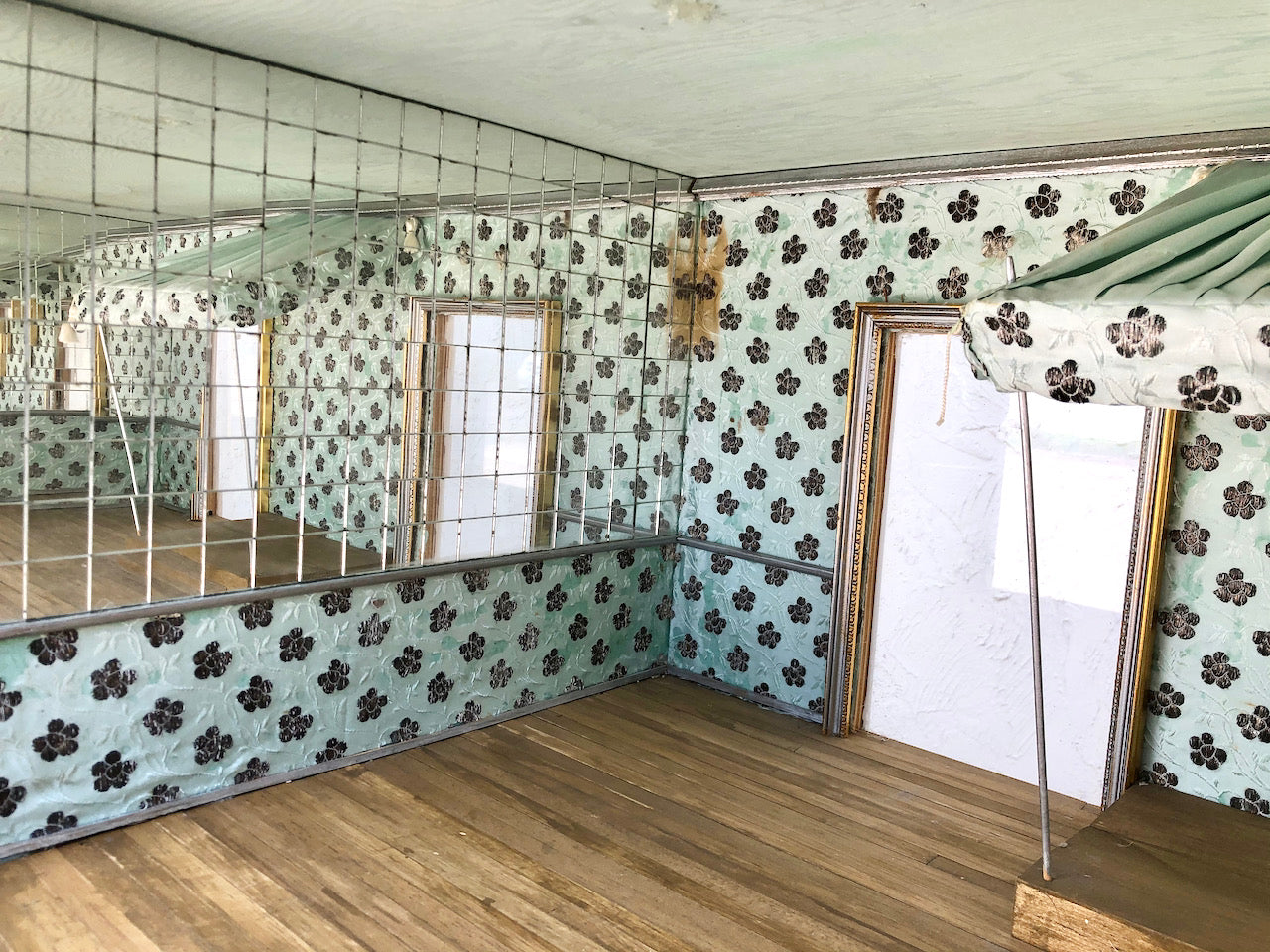 Dance Studio Doll House