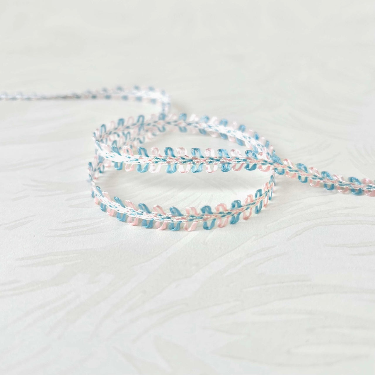 Double_Picot-Edge_Loop_Braid