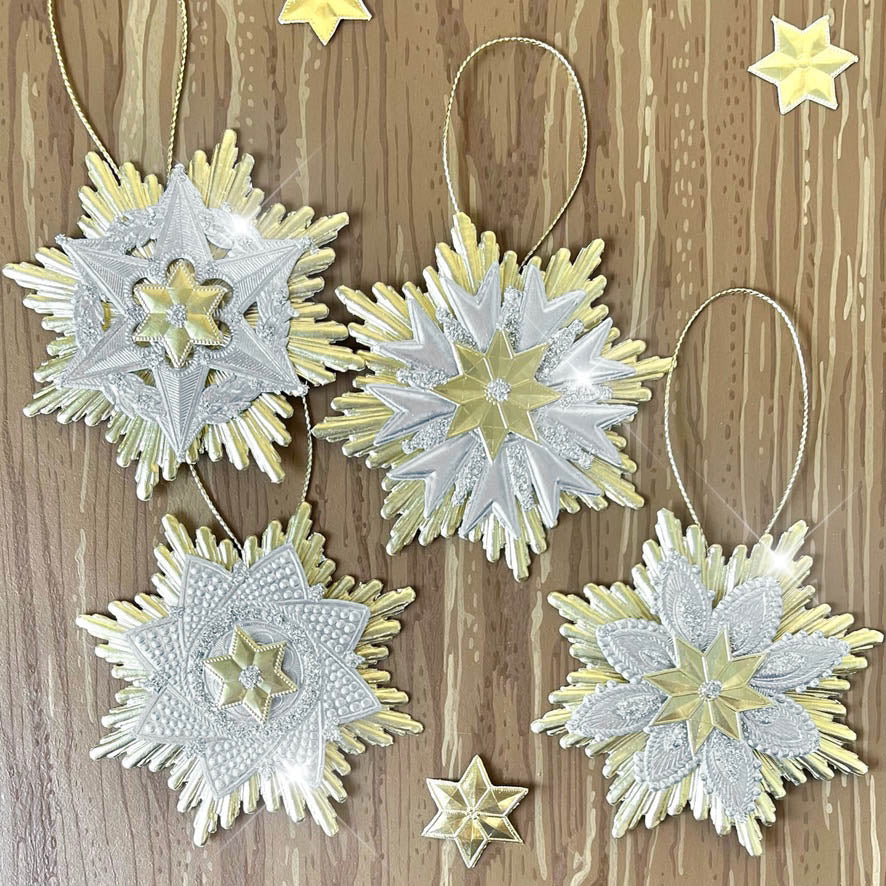 Dresden_Medallion_Ornament_Kit