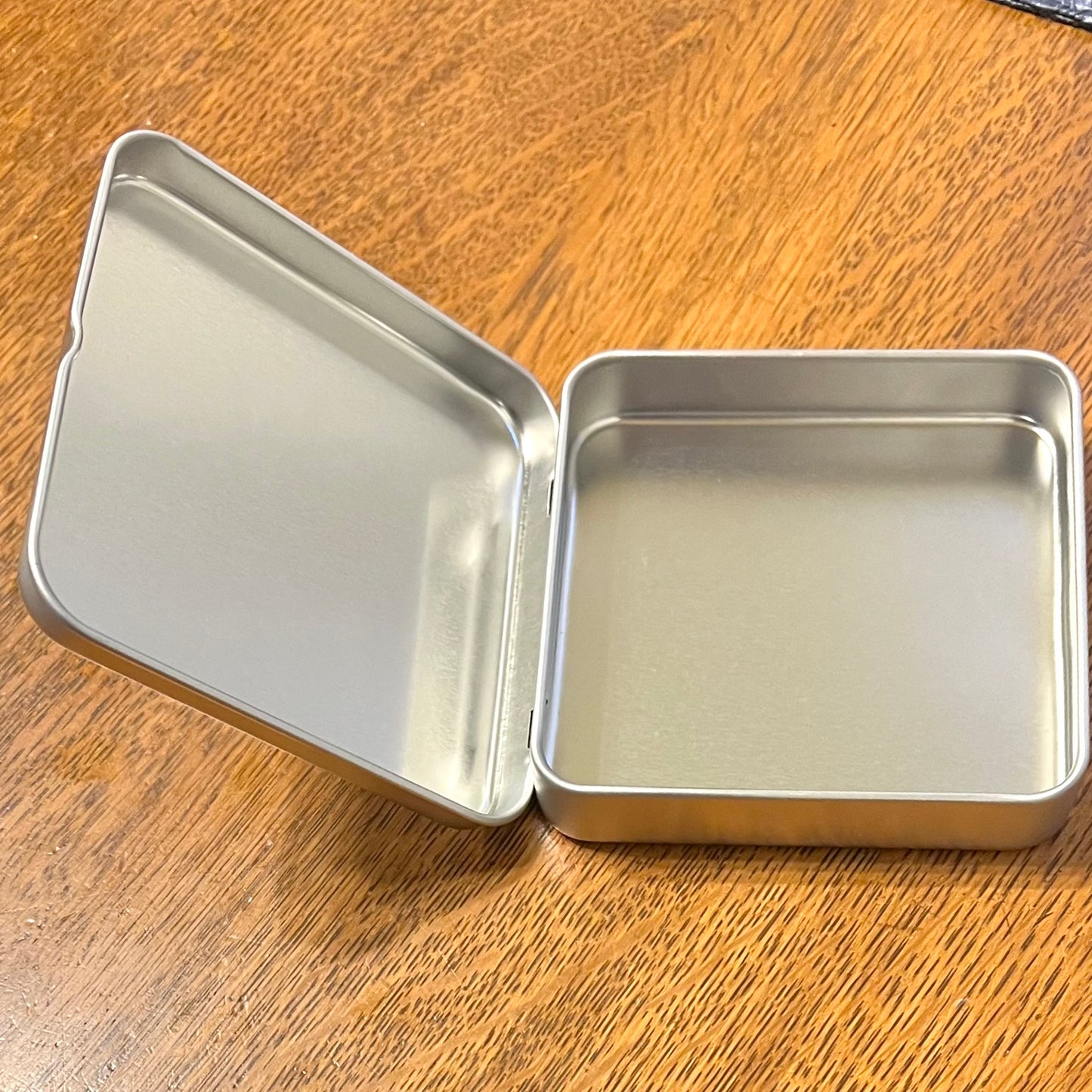 Square Hinged Tin