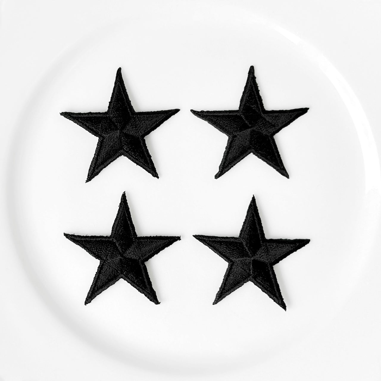 Embroidered_Border_Star_Applique