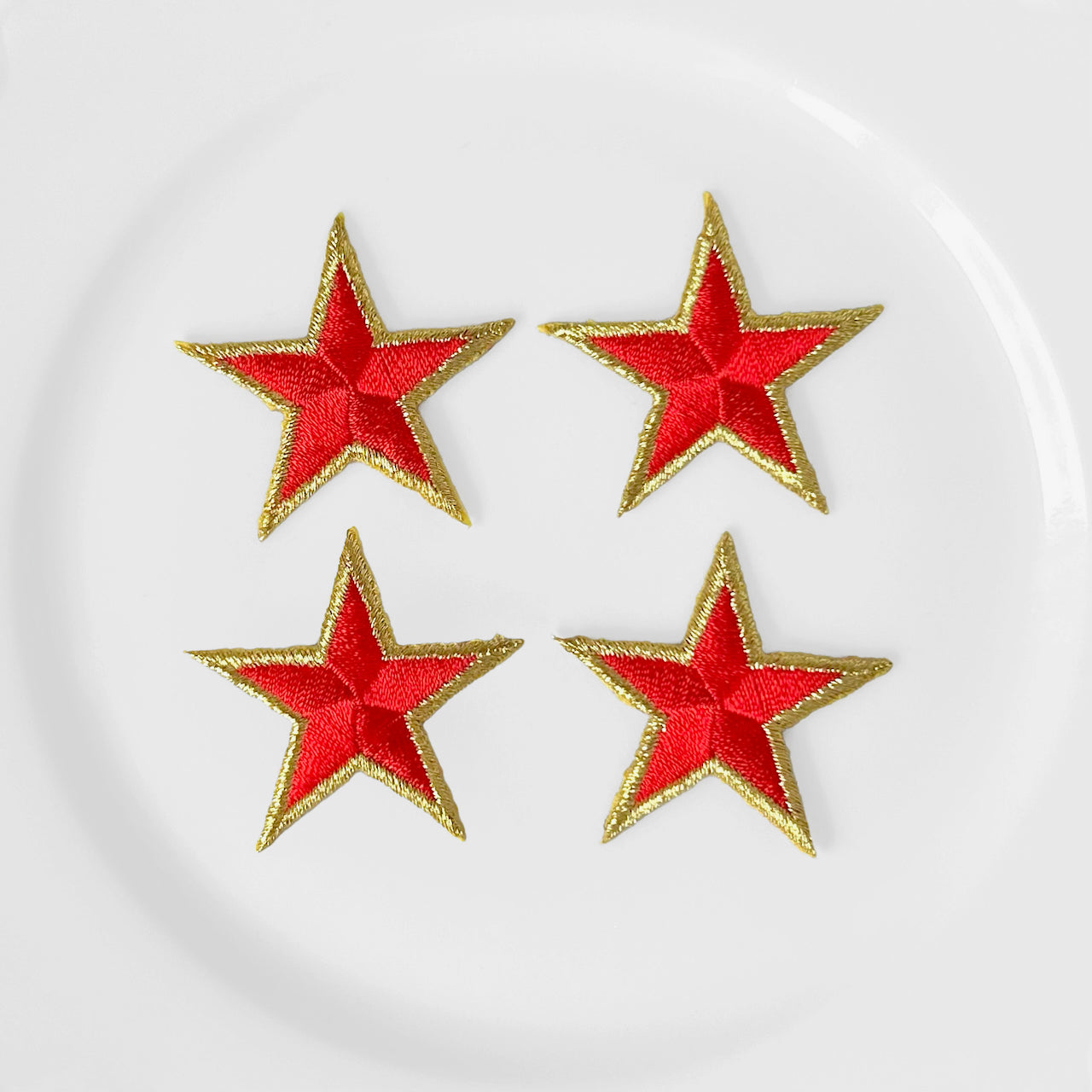 Embroidered_Metallic_Border_Star_Applique