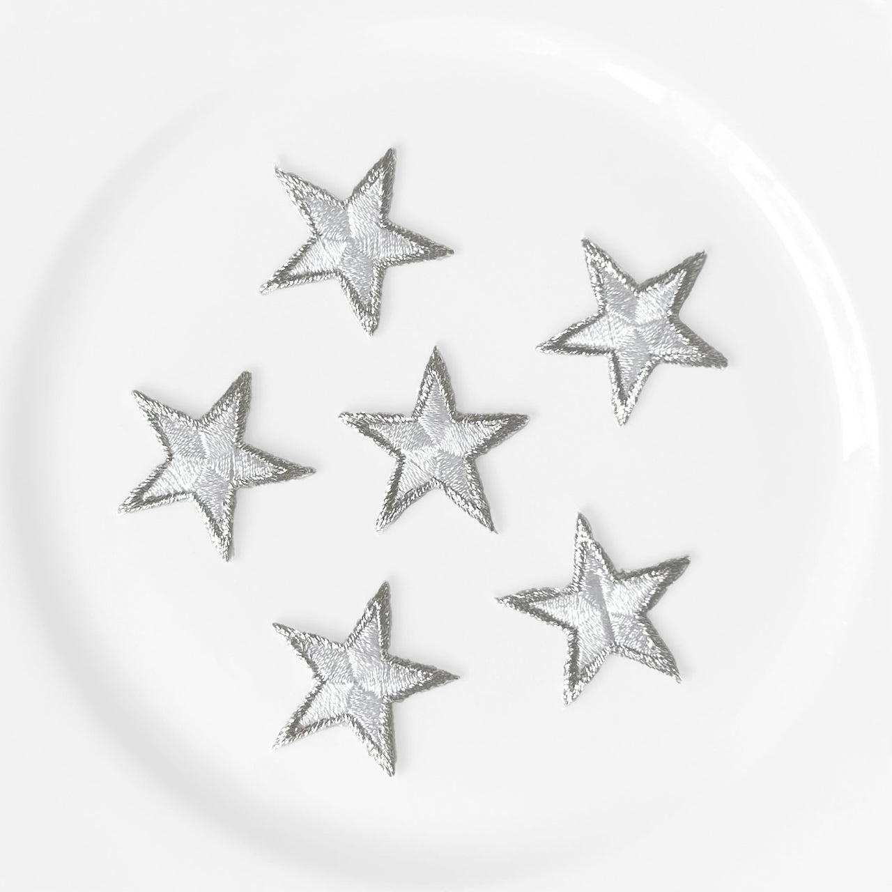 Embroidered_Metallic_Border_Str_Applique