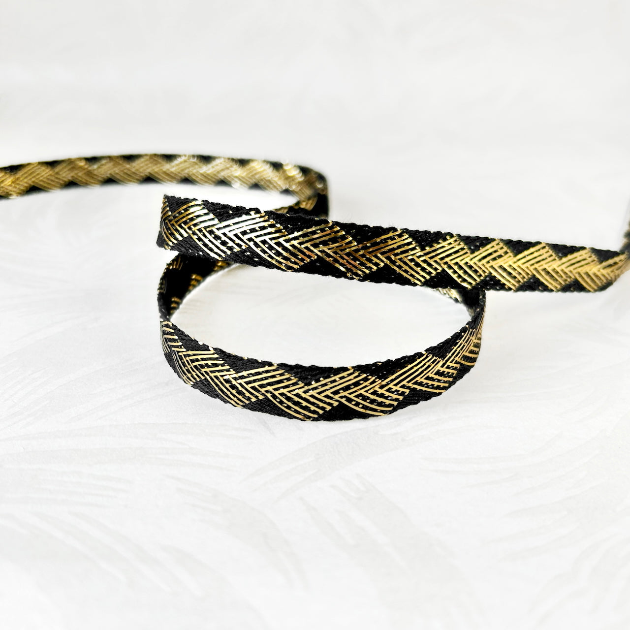 FLat_Metallic_Zig_Zag_Braid