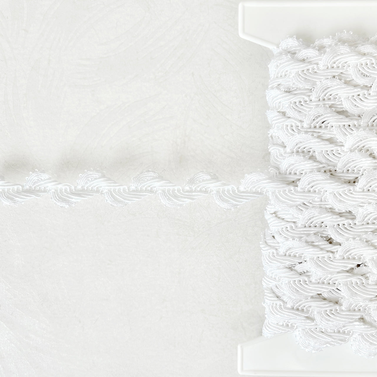 Fancy_Rayon_Scalloped_Braid