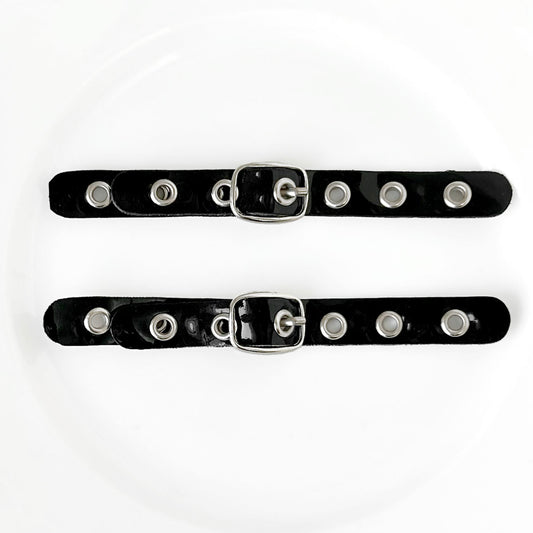 Faux_Leather_Accent_Buckle