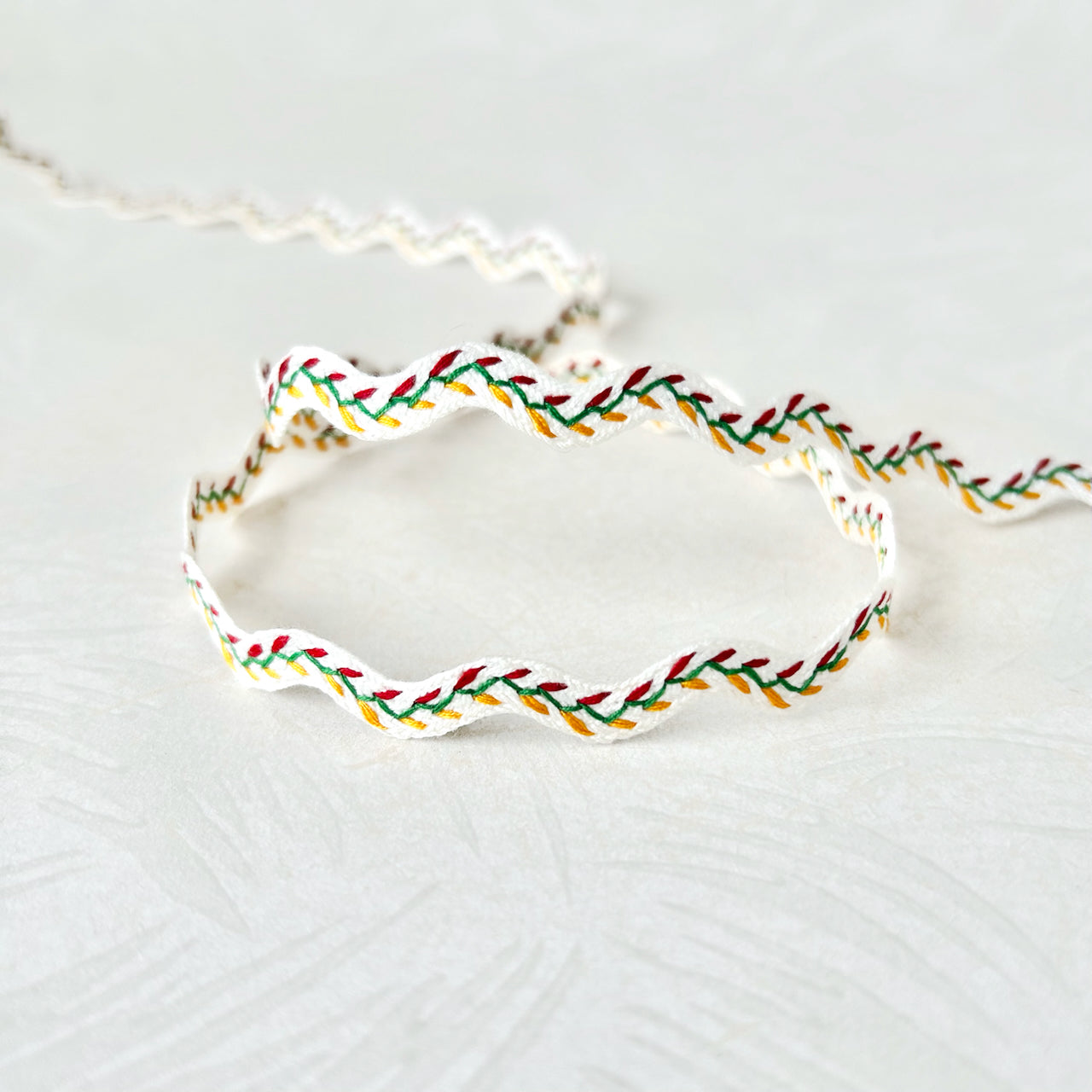 Feather_Stitch_Rick_Rack