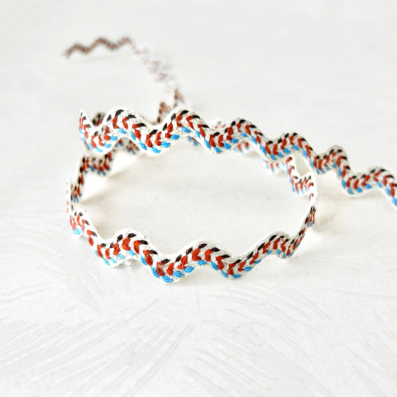 Feather_Stitch_Rick_Rack