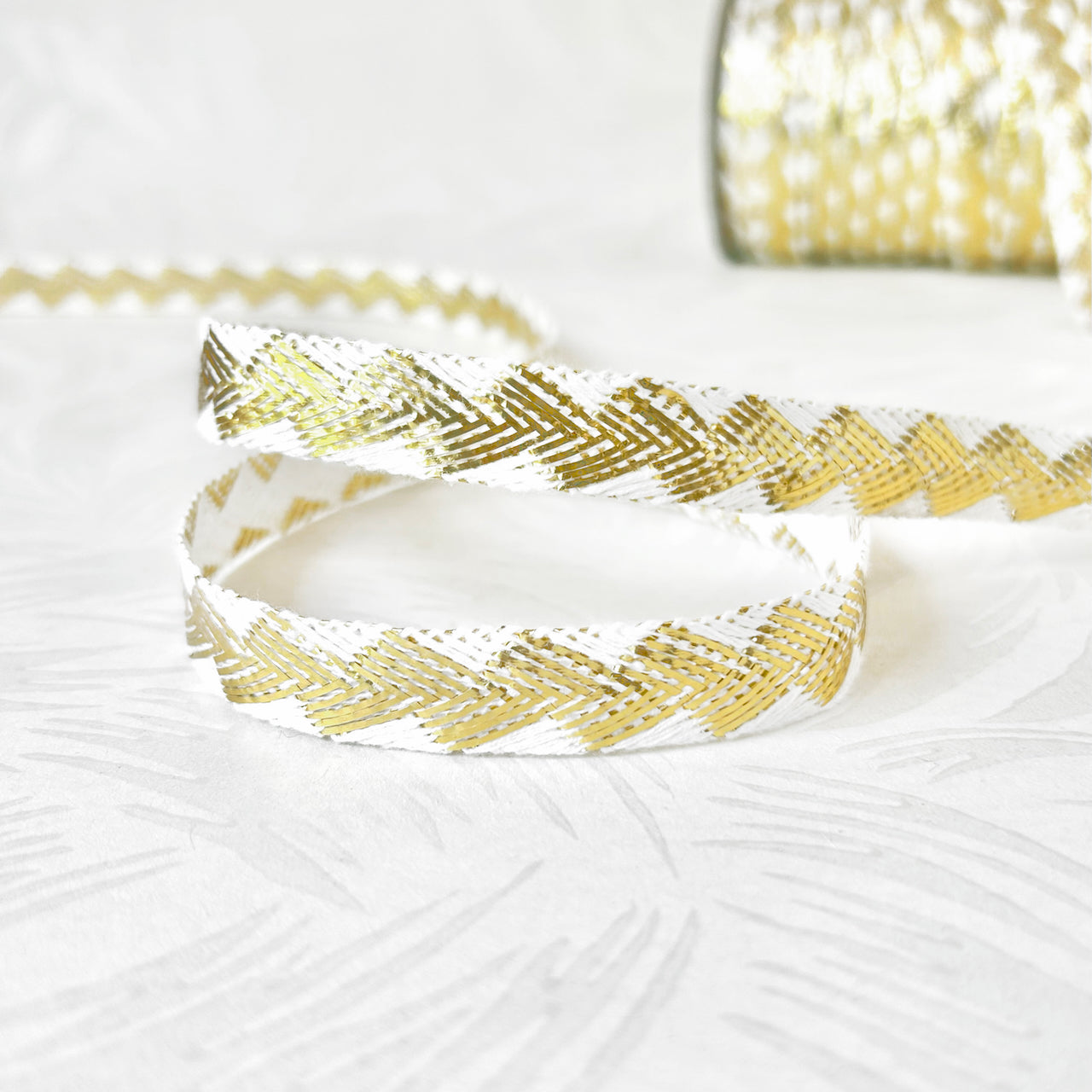 Flat_Metallic_ZigZag_Braid