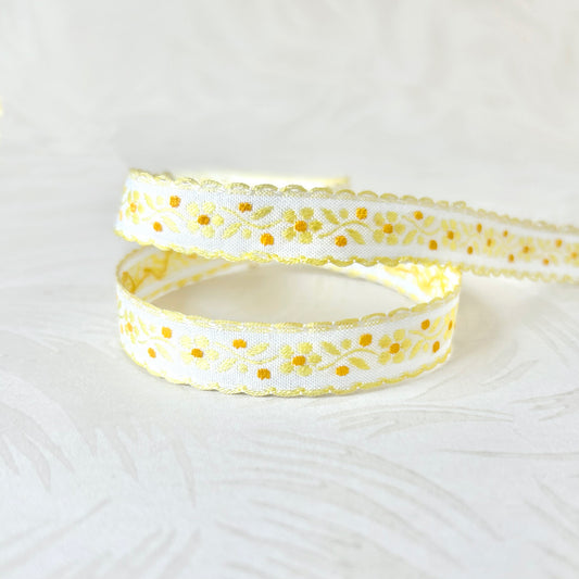 Floral_Jacquard_Ribbon