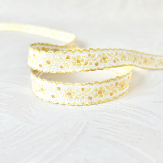 Floral_Jacquard_Ribbon