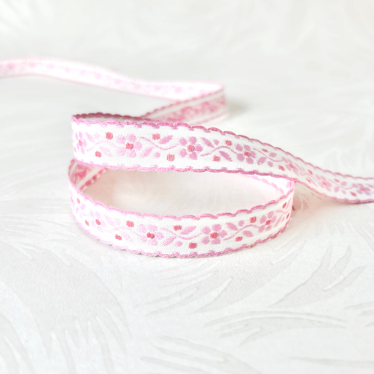 Floral_Jacquard_Ribbon