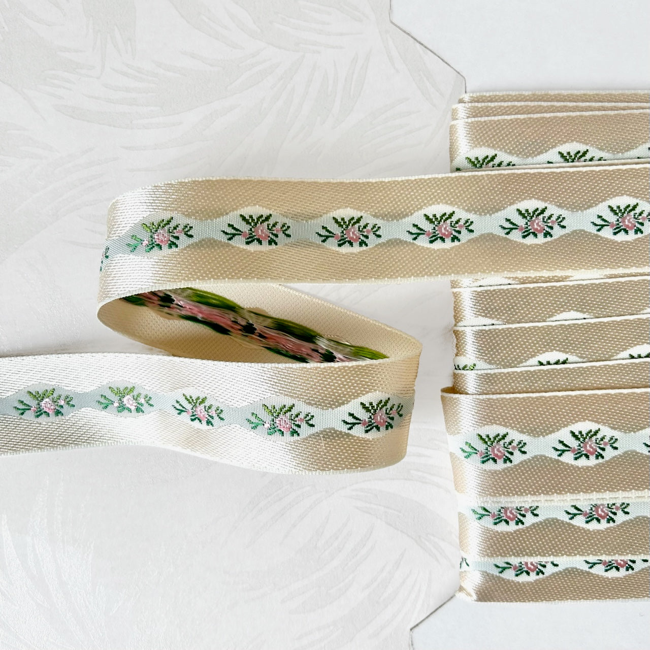Floral_Jacquard_Ribbon