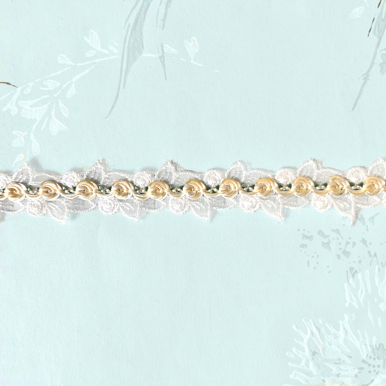 Floral_Rococo_Flat_Lace
