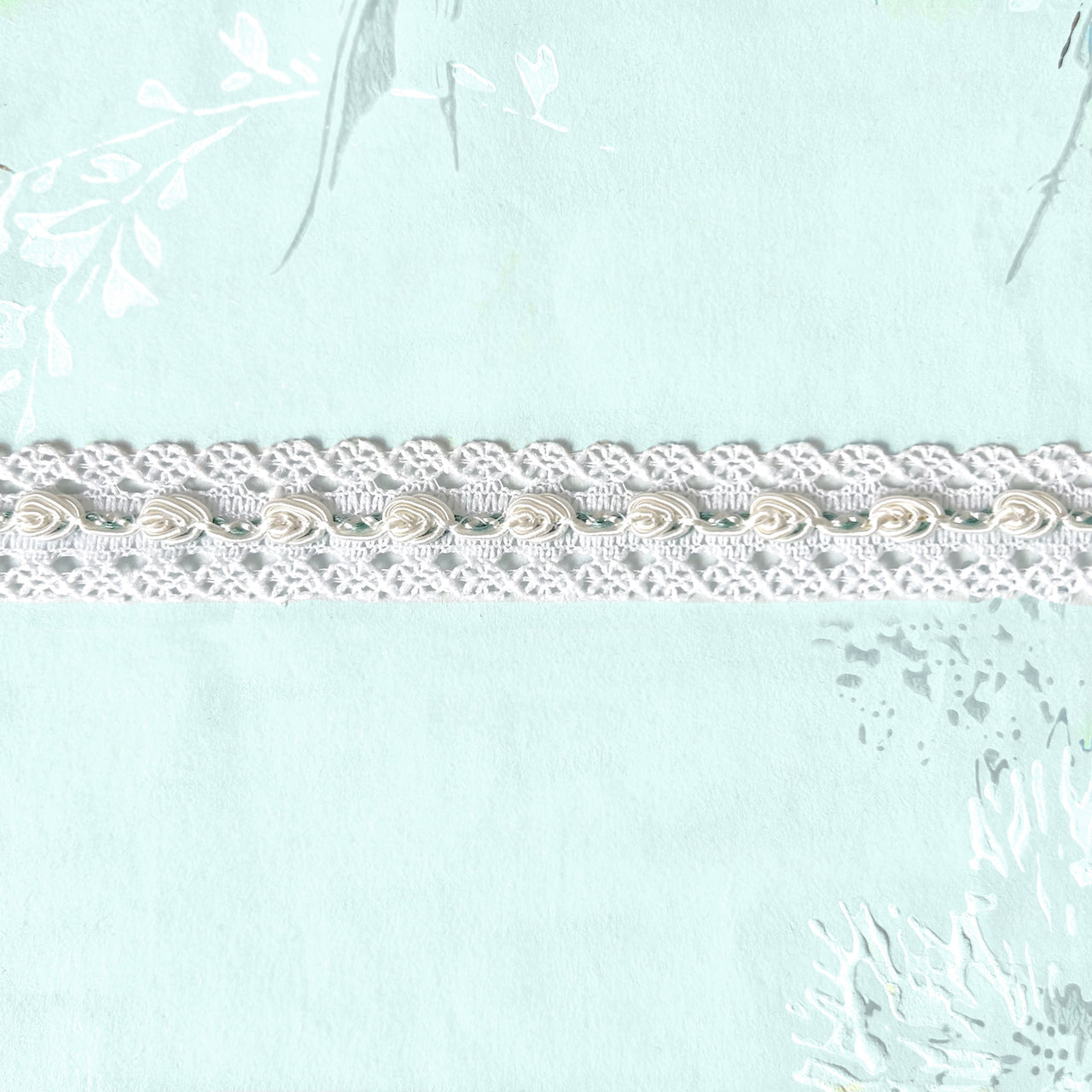 Floral_Rococo_Flat_Lace