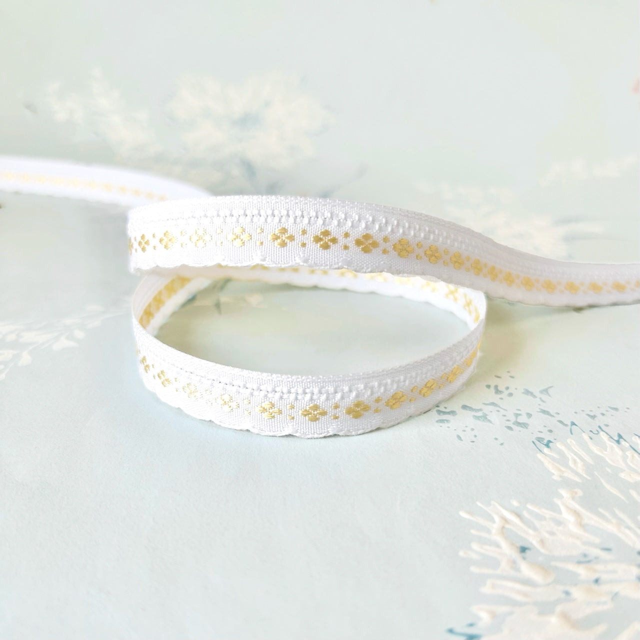 Floral_Scalloped_Edging