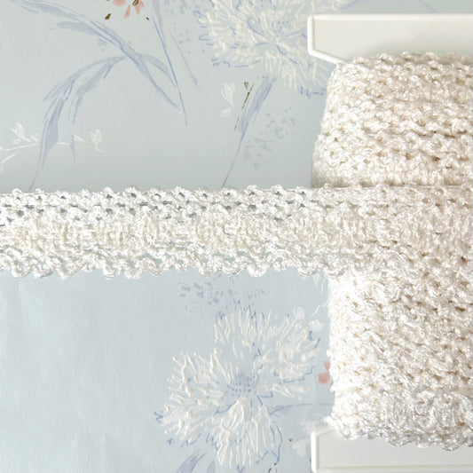 Fuzzy_Chenille_Scalloped_Braid