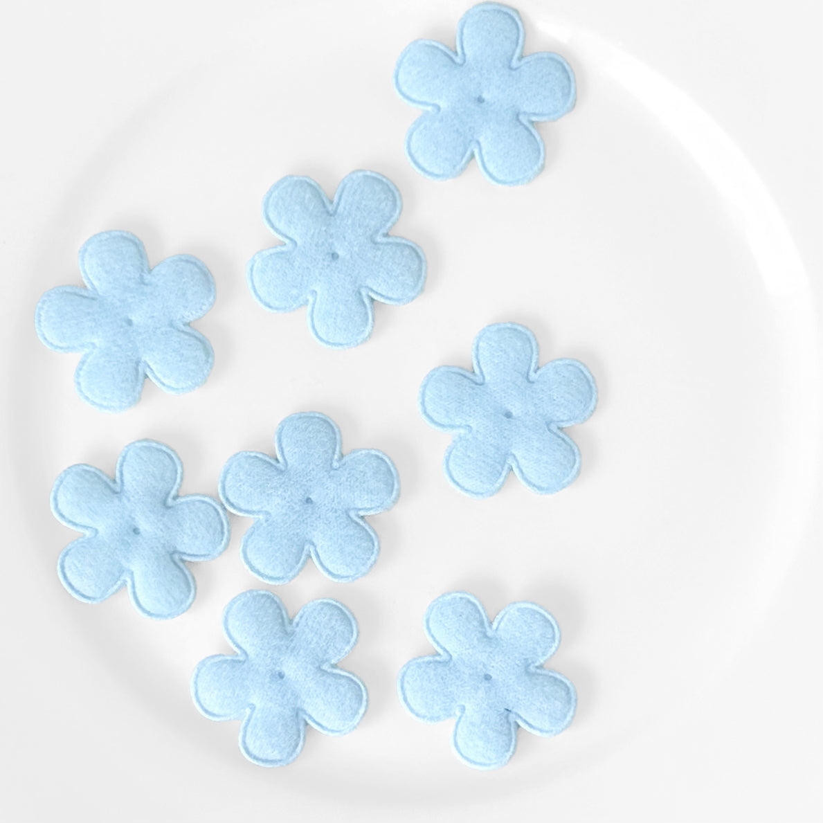 Fuzzy_Puffy_Flower_Applique