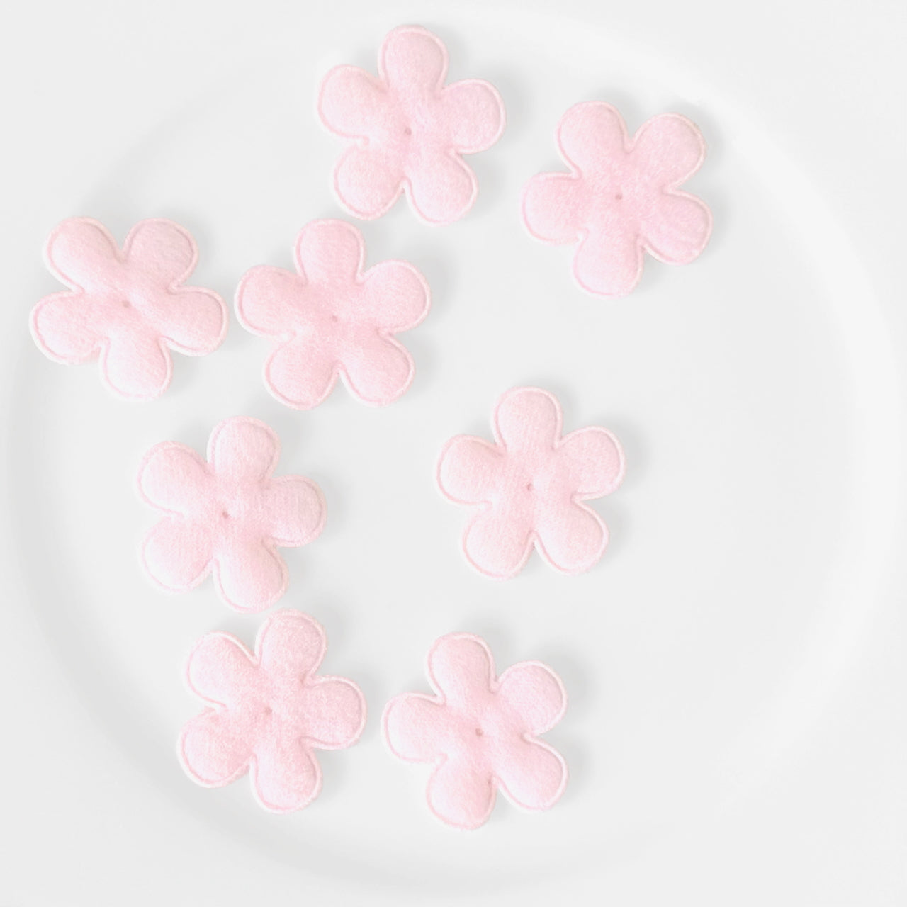 Fuzzy_Puffy_Flower_Applique