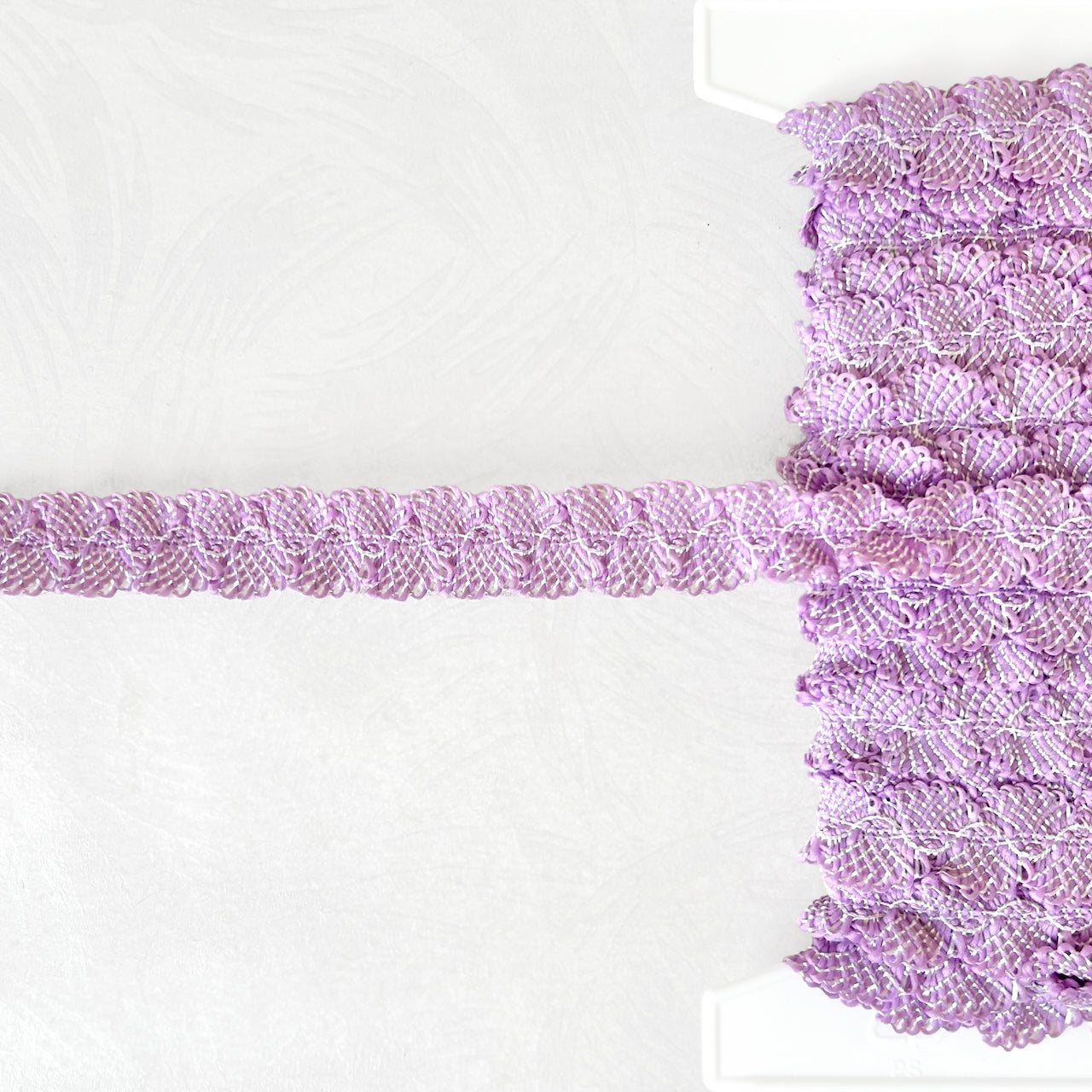 Gathered_Center_Elastic_Braid