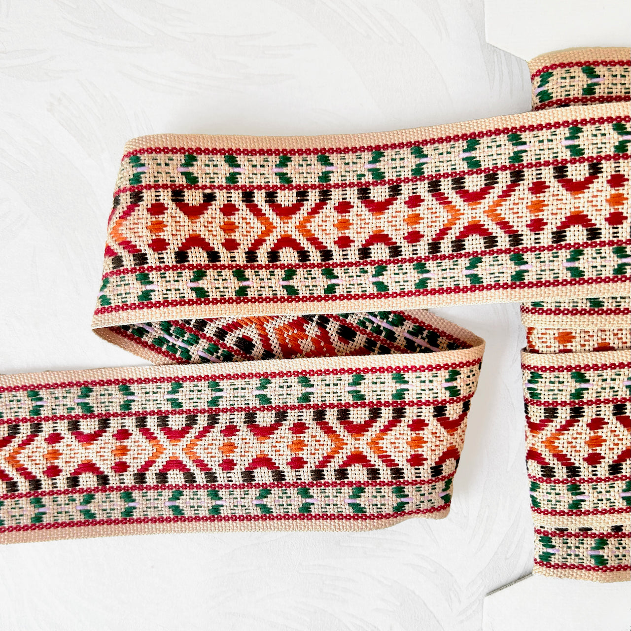 Geometric_Jacquard_Ribbon