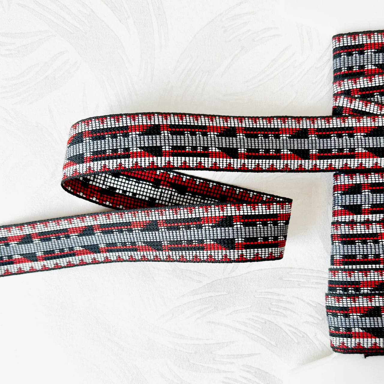 Geometric_Jacquard_Ribbon