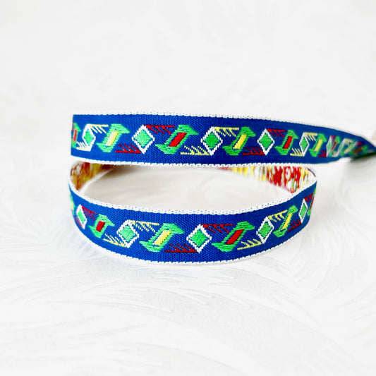 Geometric_Jacquard_Ribbon