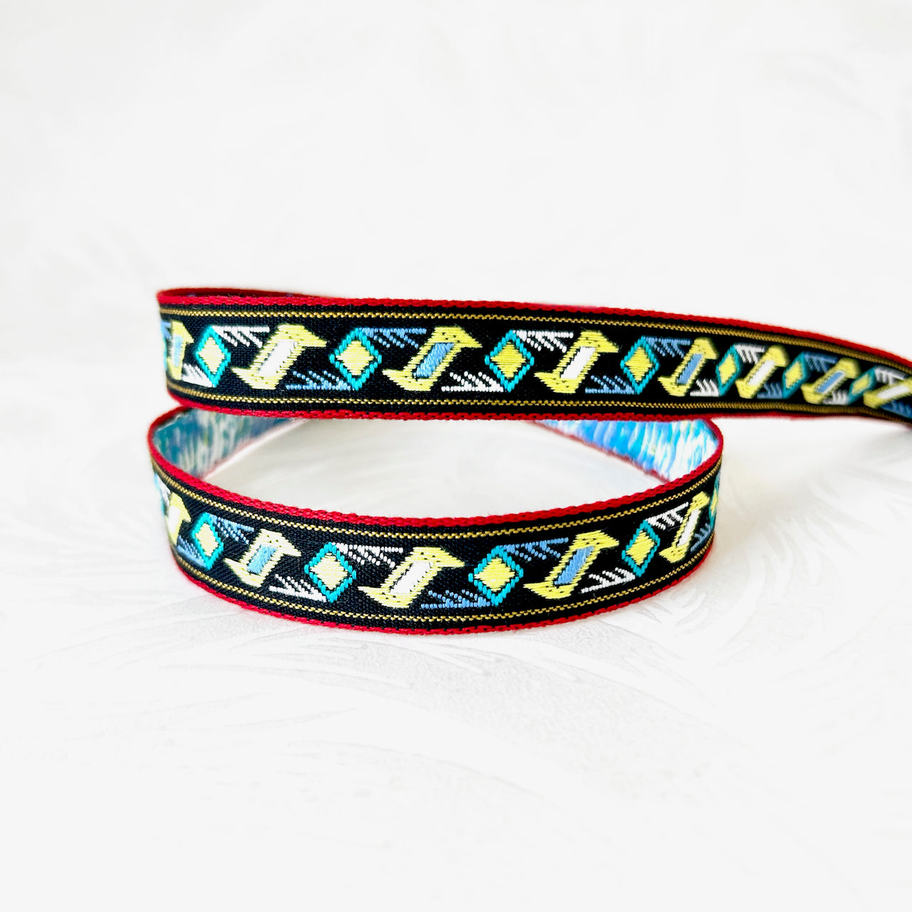 Geometric_Jacquard_Ribbon