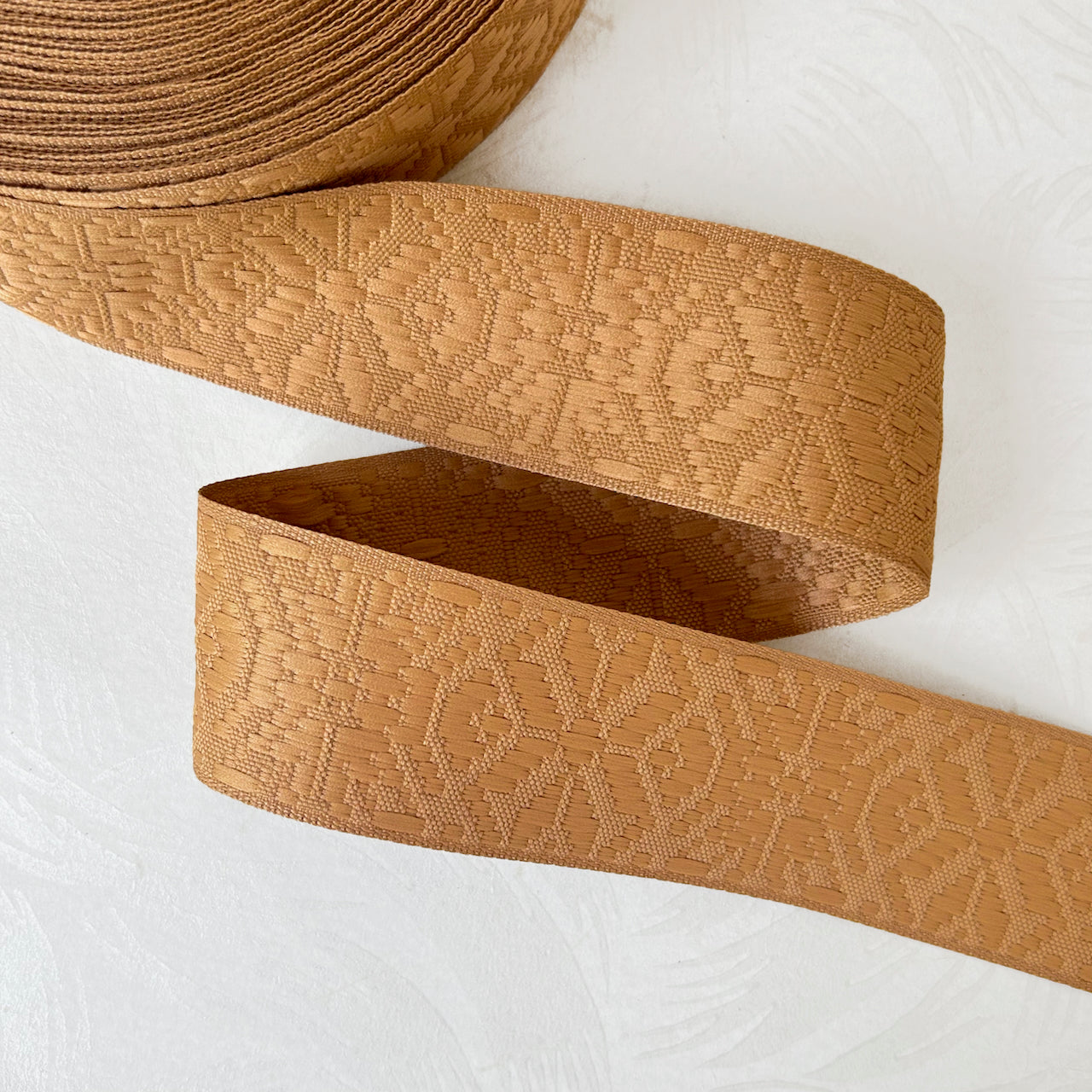 Geometric_Snowflake_Jacquard_Ribbon