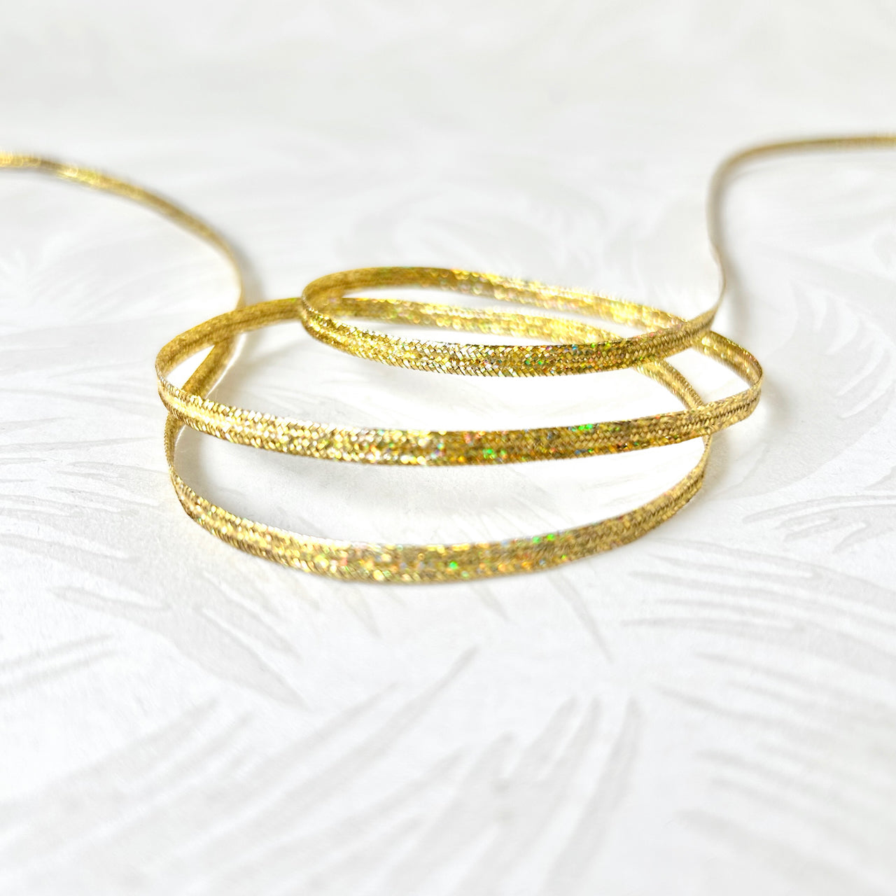 Holographic_Flat_Braid