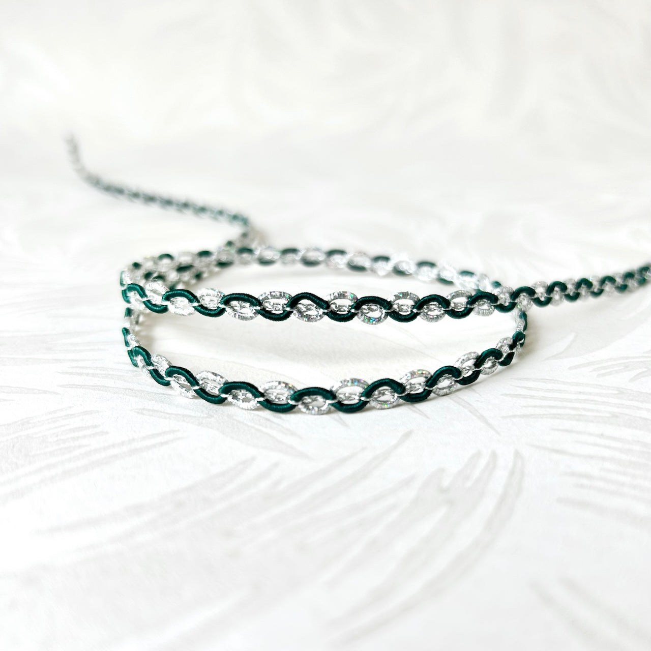 Iridescent_Decorative_Braid